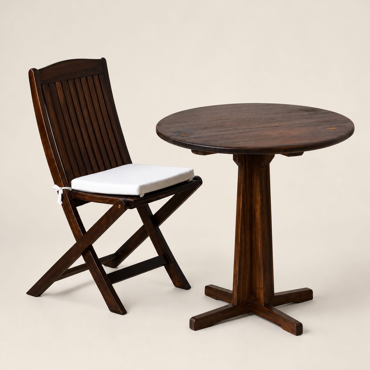 Viareggio Round Bistro Set — Photoreal concept visual