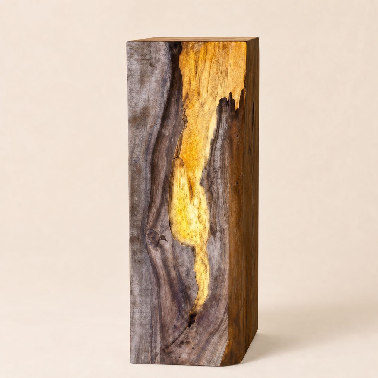 Arno Light Column — Photoreal concept visual